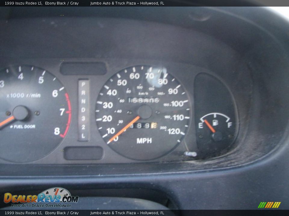 1999 Isuzu Rodeo LS Ebony Black / Gray Photo #20