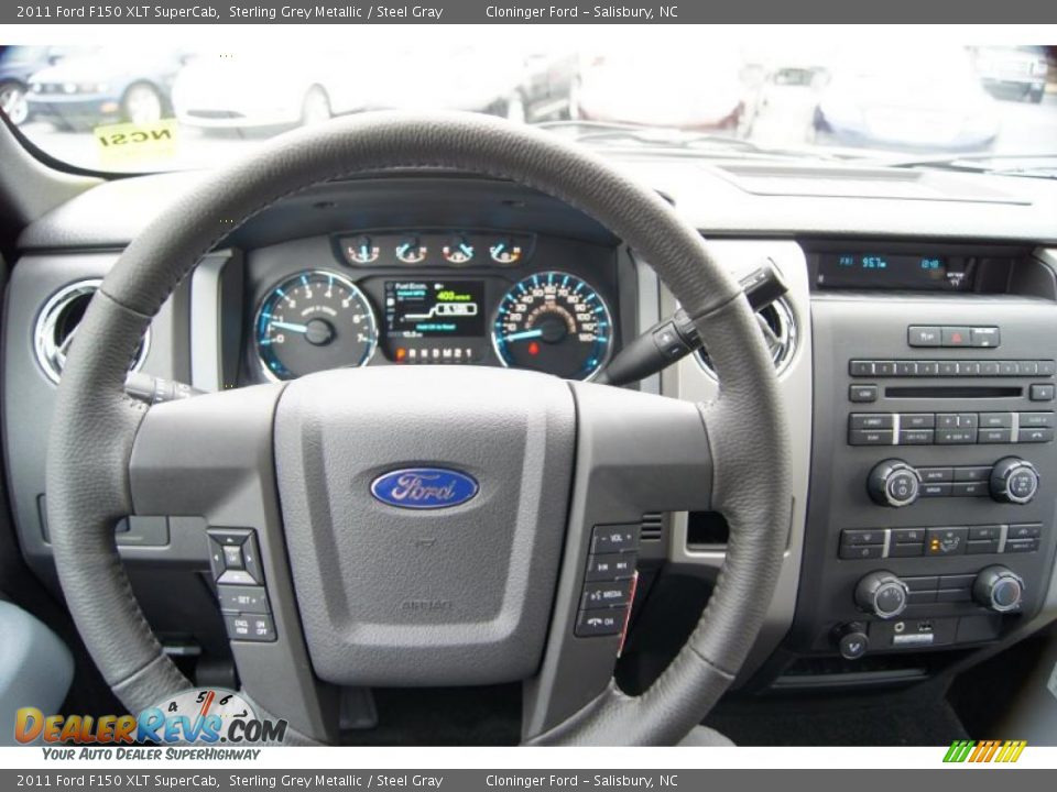 Dashboard of 2011 Ford F150 XLT SuperCab Photo #26