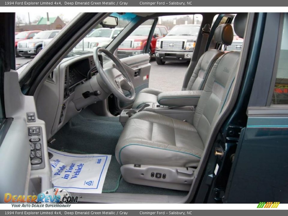 Gray Interior - 1994 Ford Explorer Limited 4x4 Photo #8