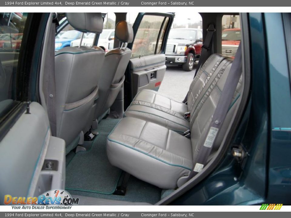 Gray Interior - 1994 Ford Explorer Limited 4x4 Photo #10