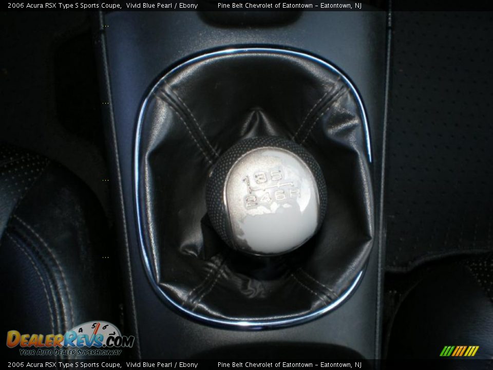 2006 Acura RSX Type S Sports Coupe Shifter Photo #14