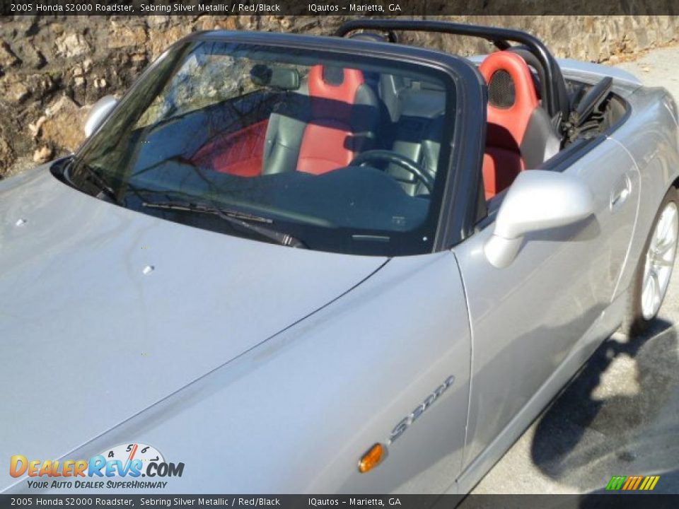 2005 Honda S2000 Roadster Sebring Silver Metallic / Red/Black Photo #22