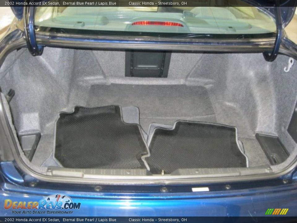2002 Honda Accord EX Sedan Trunk Photo #13