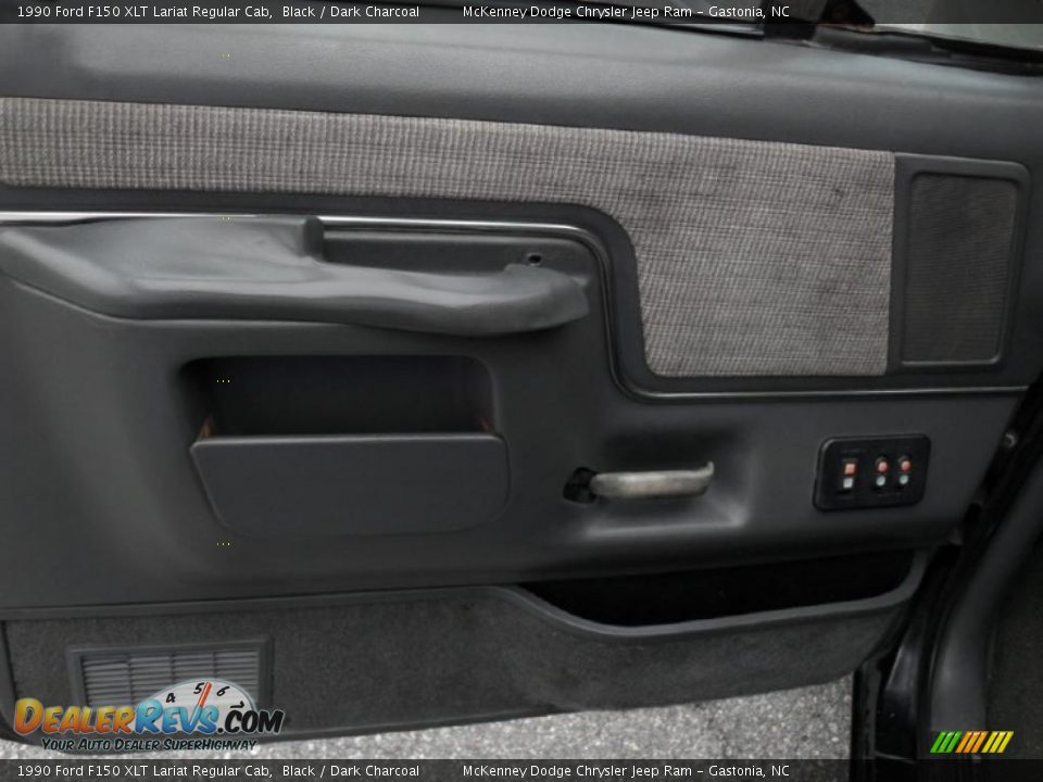Door Panel of 1990 Ford F150 XLT Lariat Regular Cab Photo #8