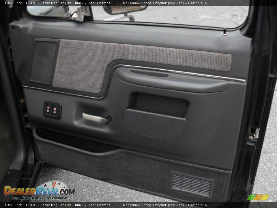 Door Panel of 1990 Ford F150 XLT Lariat Regular Cab Photo #18