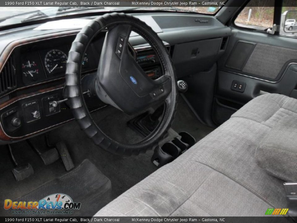 Front Seat of 1990 Ford F150 XLT Lariat Regular Cab Photo #22