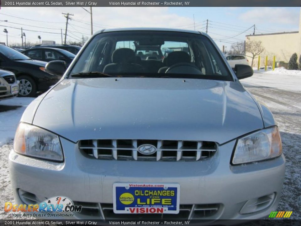 2001 Hyundai Accent GL Sedan Silver Mist / Gray Photo #14