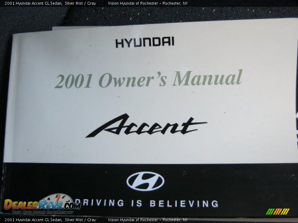 2001 Hyundai Accent GL Sedan Silver Mist / Gray Photo #16