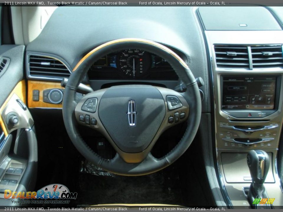 2011 Lincoln MKX FWD Tuxedo Black Metallic / Canyon/Charcoal Black Photo #8