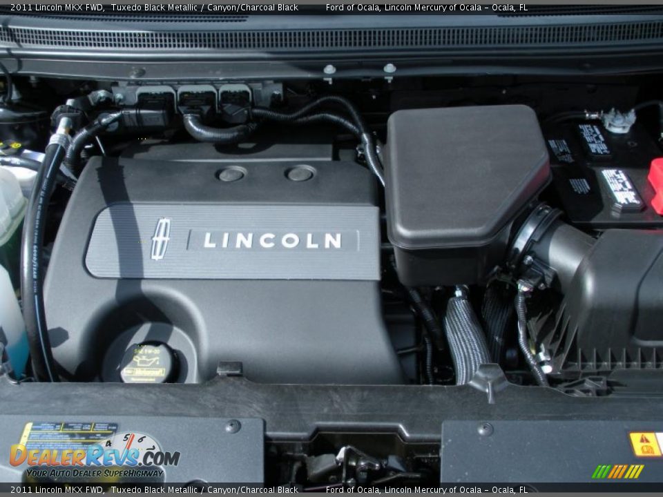 2011 Lincoln MKX FWD Tuxedo Black Metallic / Canyon/Charcoal Black Photo #12