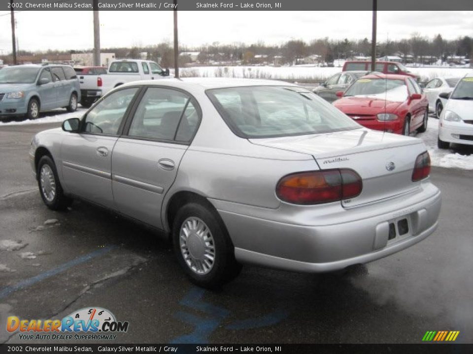 2002 Chevrolet Malibu Sedan Galaxy Silver Metallic / Gray Photo #9