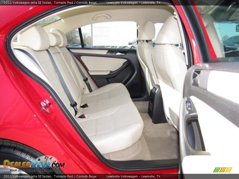 2011 Volkswagen Jetta SE Sedan Tornado Red / Cornsilk Beige Photo #4