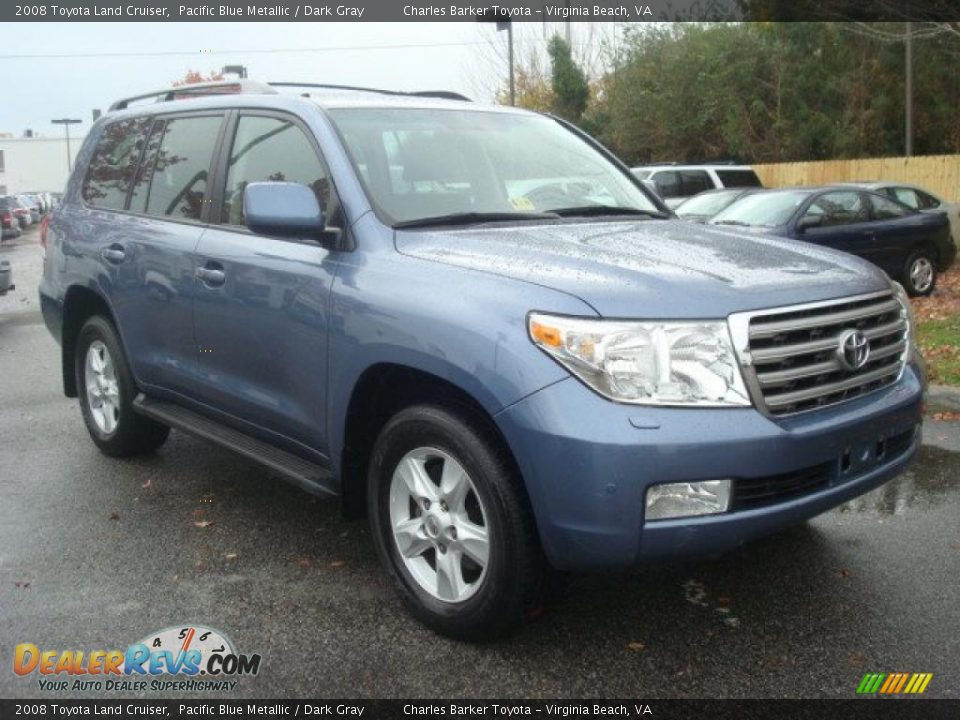 Front 3/4 View of 2008 Toyota Land Cruiser  Photo #1
