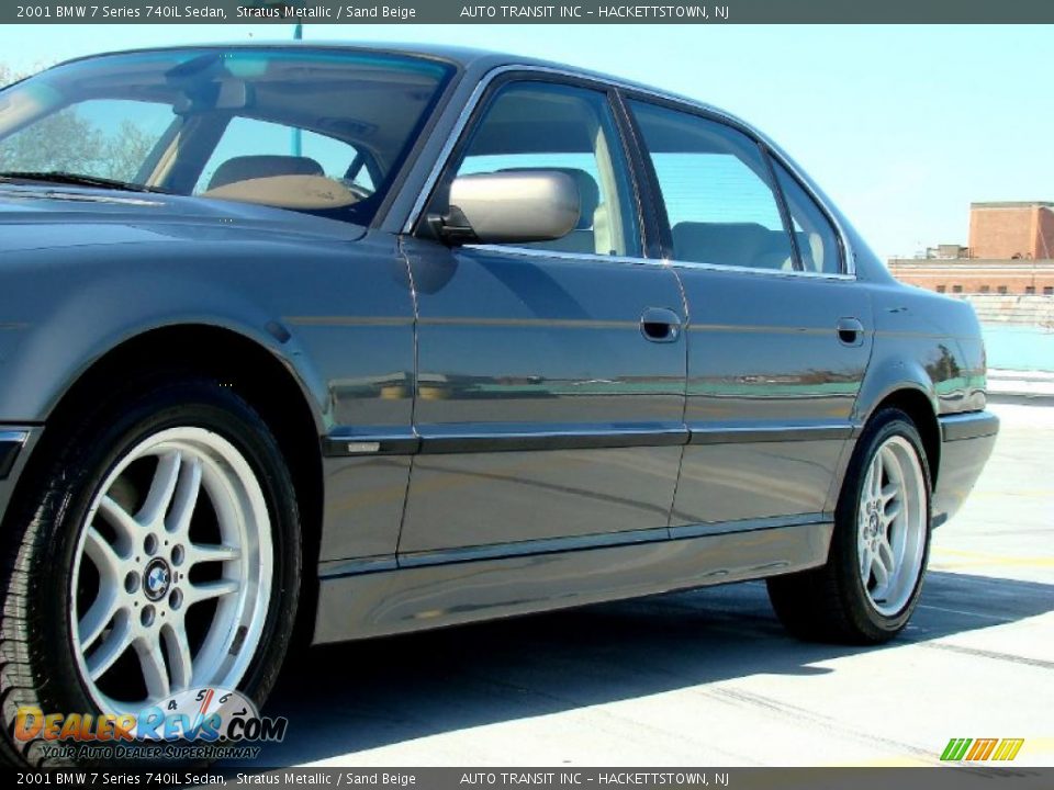 2001 BMW 7 Series 740iL Sedan Stratus Metallic / Sand Beige Photo #5