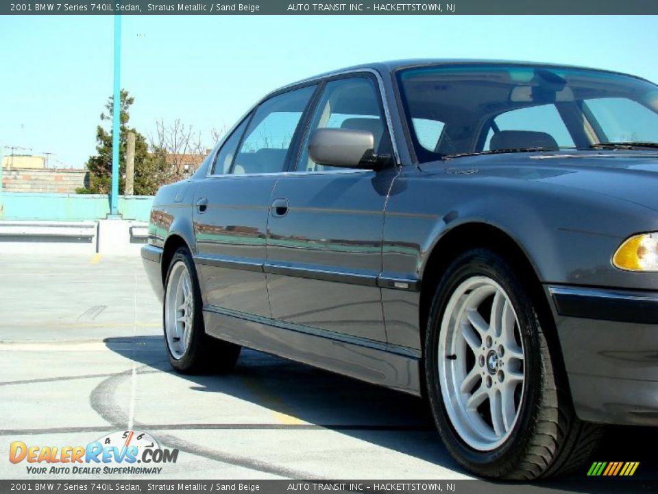 2001 BMW 7 Series 740iL Sedan Stratus Metallic / Sand Beige Photo #8