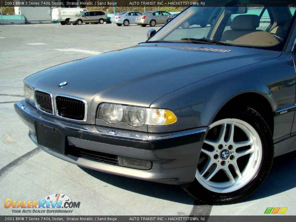 2001 BMW 7 Series 740iL Sedan Stratus Metallic / Sand Beige Photo #15