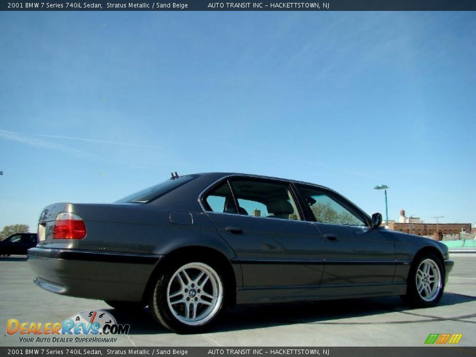 2001 BMW 7 Series 740iL Sedan Stratus Metallic / Sand Beige Photo #31