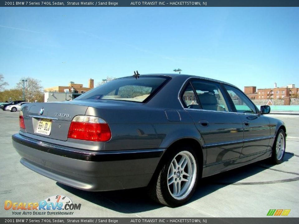 2001 BMW 7 Series 740iL Sedan Stratus Metallic / Sand Beige Photo #32