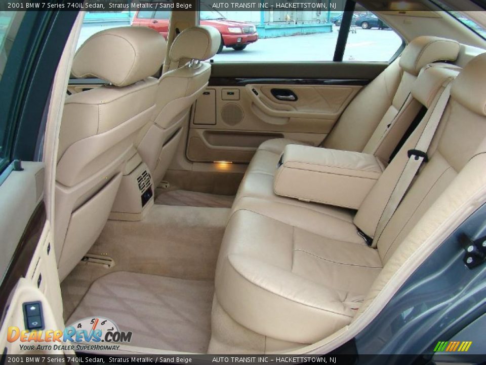 2001 BMW 7 Series 740iL Sedan Stratus Metallic / Sand Beige Photo #35