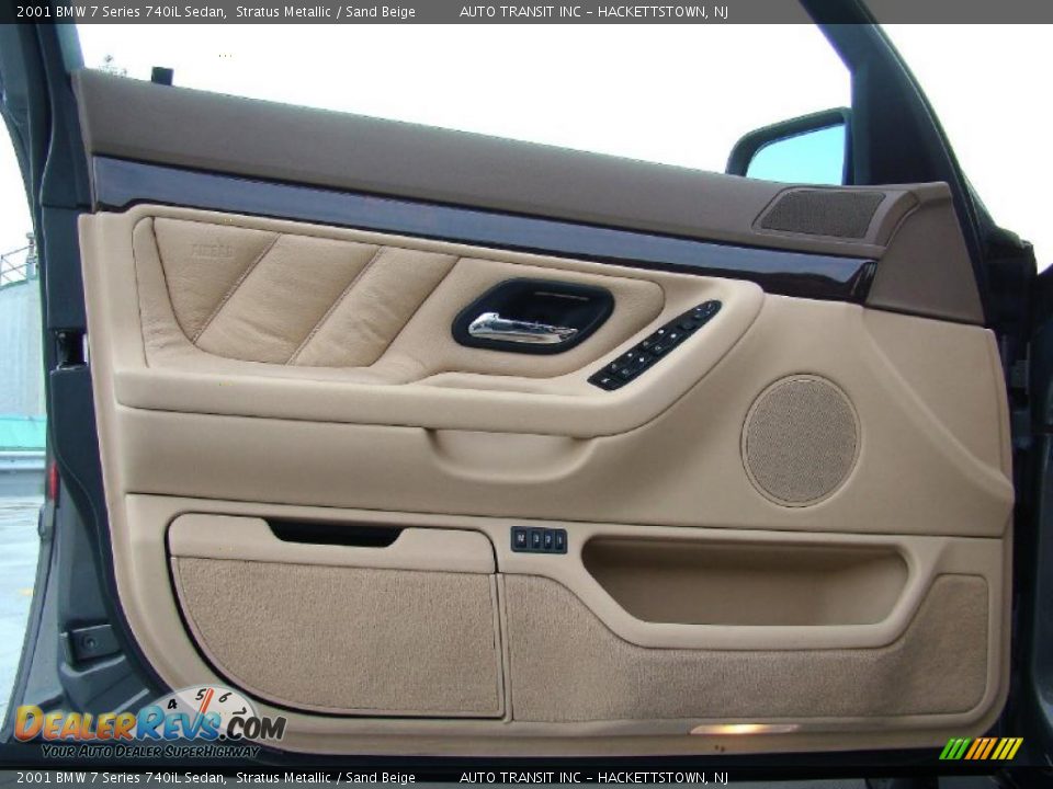 2001 BMW 7 Series 740iL Sedan Stratus Metallic / Sand Beige Photo #36
