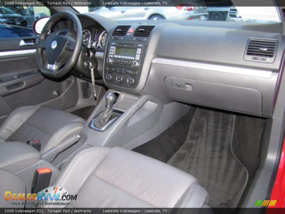2008 Volkswagen R32 Tornado Red / Anthracite Photo #17