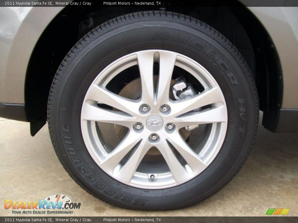 2011 Hyundai Santa Fe SE Wheel Photo #10