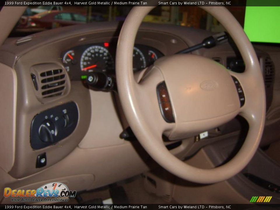 1999 Ford Expedition Eddie Bauer 4x4 Harvest Gold Metallic / Medium Prairie Tan Photo #16