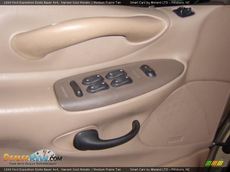 1999 Ford Expedition Eddie Bauer 4x4 Harvest Gold Metallic / Medium Prairie Tan Photo #17
