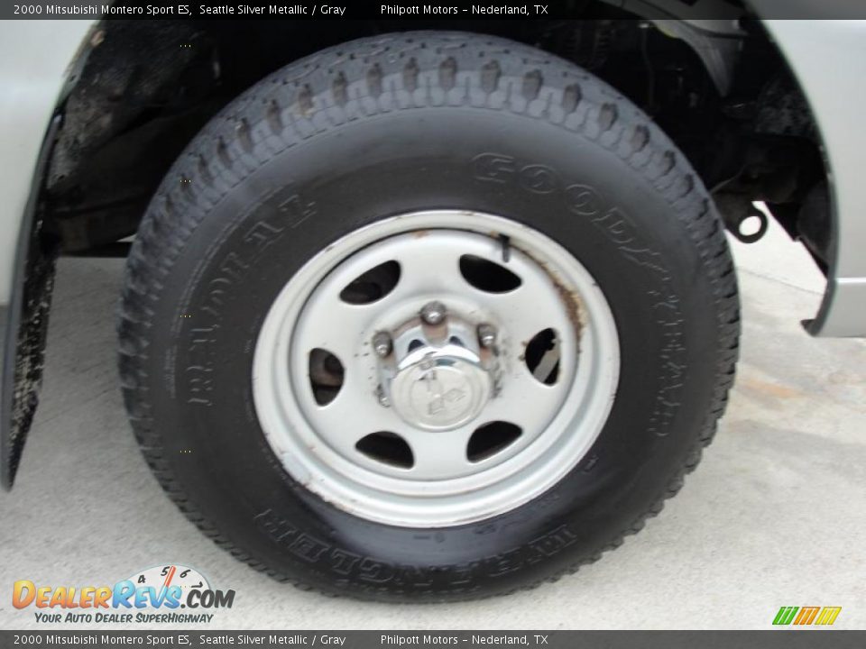 2000 Mitsubishi Montero Sport ES Wheel Photo #14