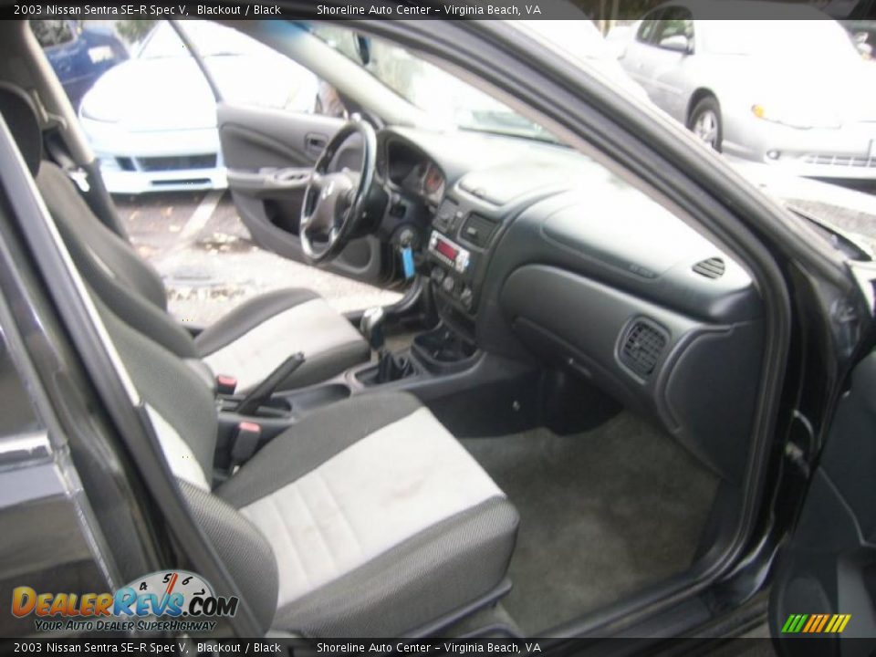 Black Interior 2003 Nissan Sentra Se R Spec V Photo 12