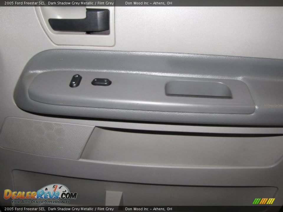 2005 Ford Freestar SES Dark Shadow Grey Metallic / Flint Grey Photo #17