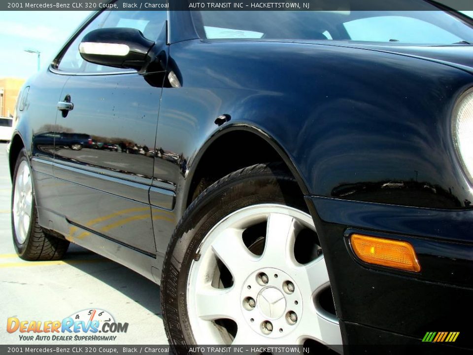 2001 Mercedes-Benz CLK 320 Coupe Black / Charcoal Photo #6