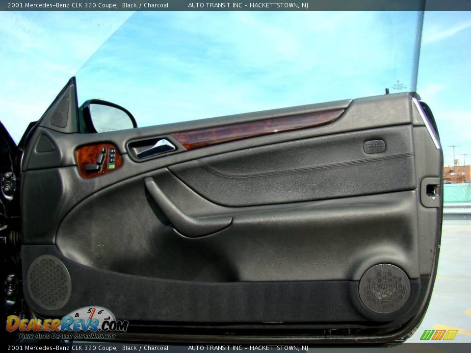 Door Panel of 2001 Mercedes-Benz CLK 320 Coupe Photo #20