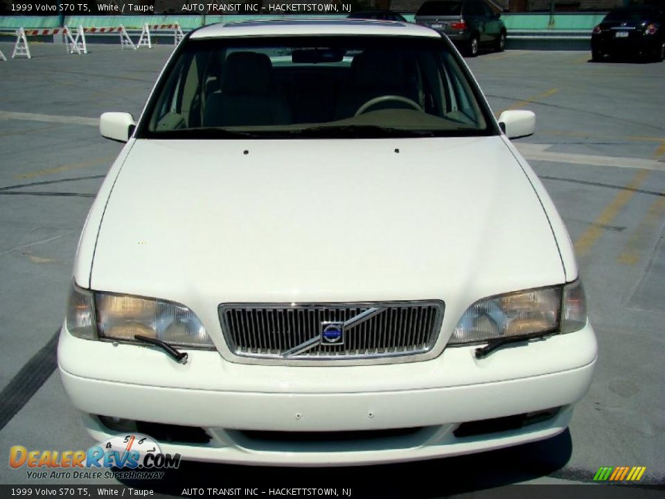 1999 Volvo S70 T5 White / Taupe Photo #1