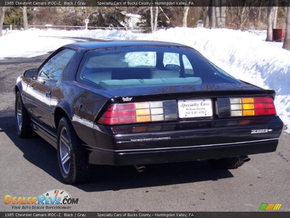 1985 Chevrolet Camaro IROC-Z Black / Gray Photo #15