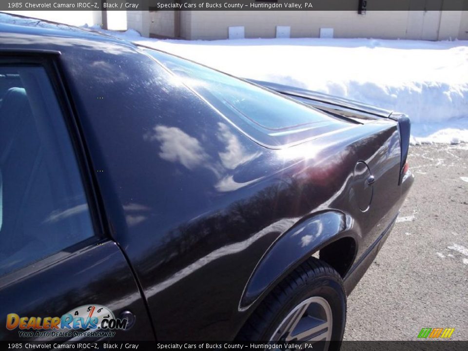 1985 Chevrolet Camaro IROC-Z Black / Gray Photo #21