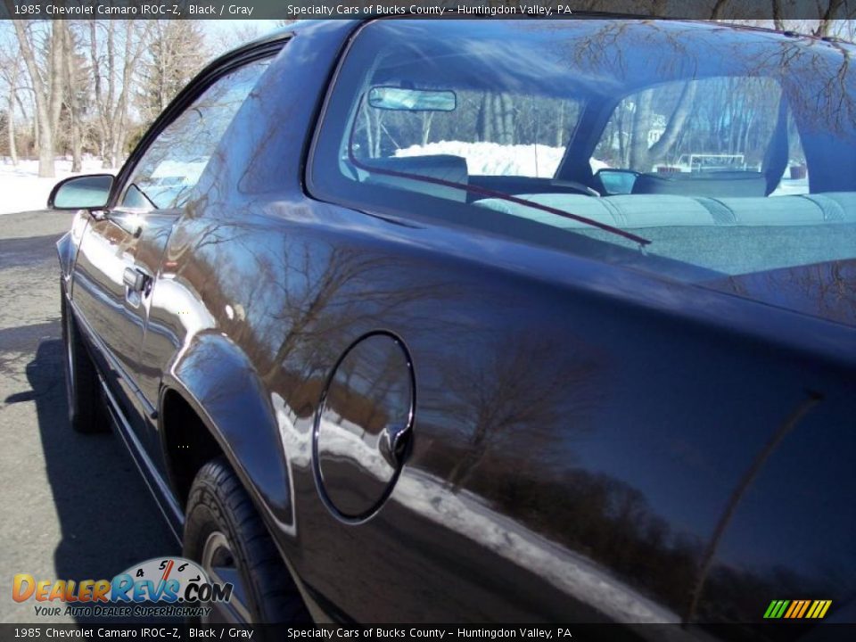 1985 Chevrolet Camaro IROC-Z Black / Gray Photo #22