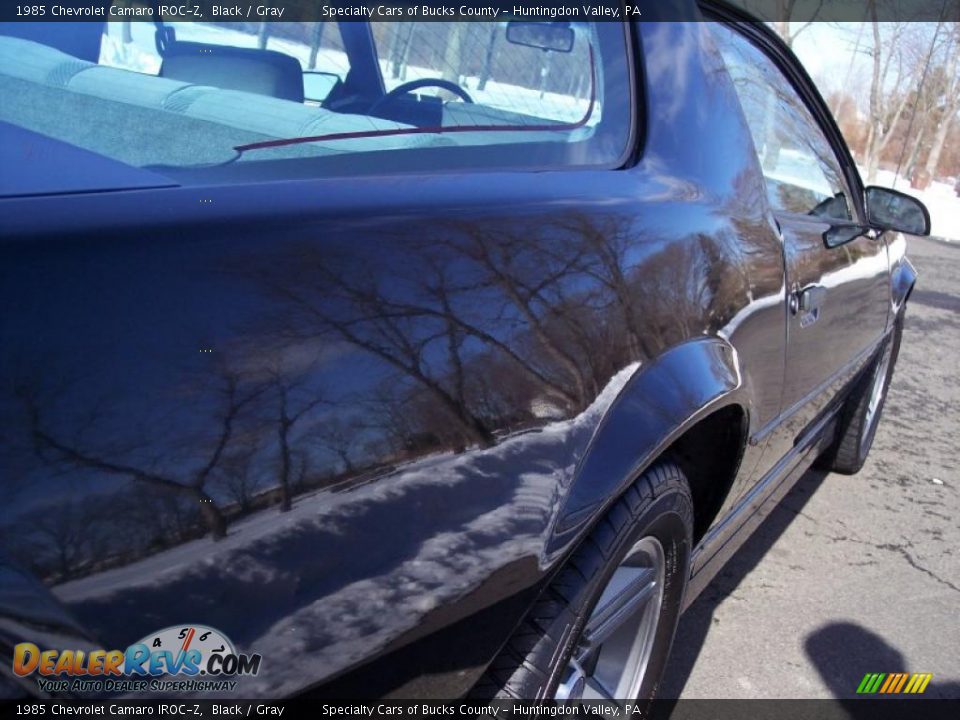 1985 Chevrolet Camaro IROC-Z Black / Gray Photo #23