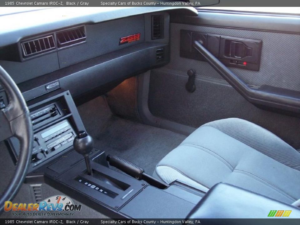 1985 Chevrolet Camaro IROC-Z Black / Gray Photo #30