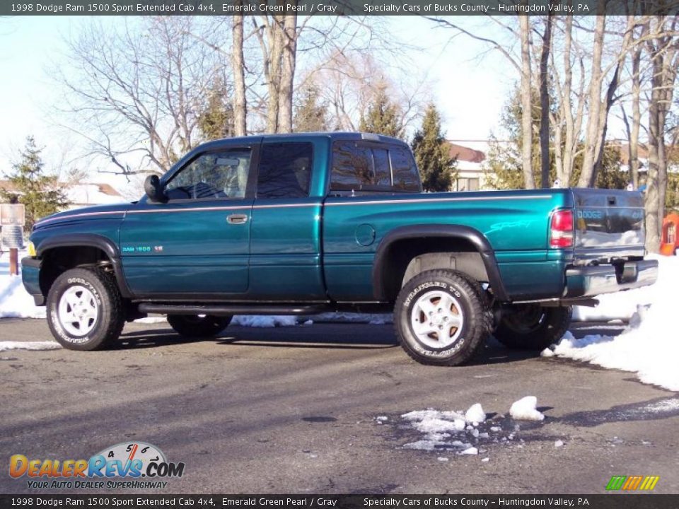 1998 Dodge Ram 1500 Sport Extended Cab 4x4 Emerald Green Pearl / Gray Photo #4