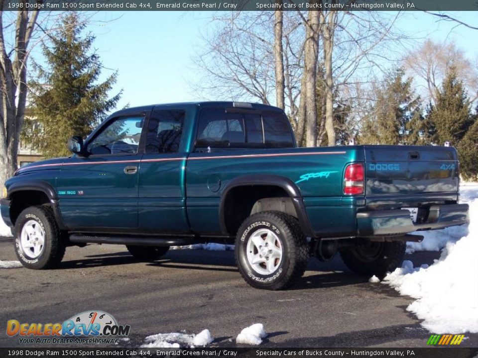 1998 Dodge Ram 1500 Sport Extended Cab 4x4 Emerald Green Pearl / Gray Photo #5