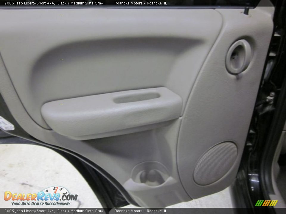 2006 Jeep Liberty Sport 4x4 Black / Medium Slate Gray Photo #20