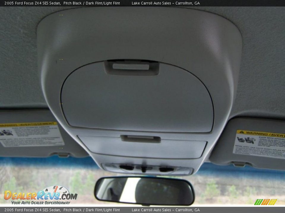 2005 Ford Focus ZX4 SES Sedan Pitch Black / Dark Flint/Light Flint Photo #24