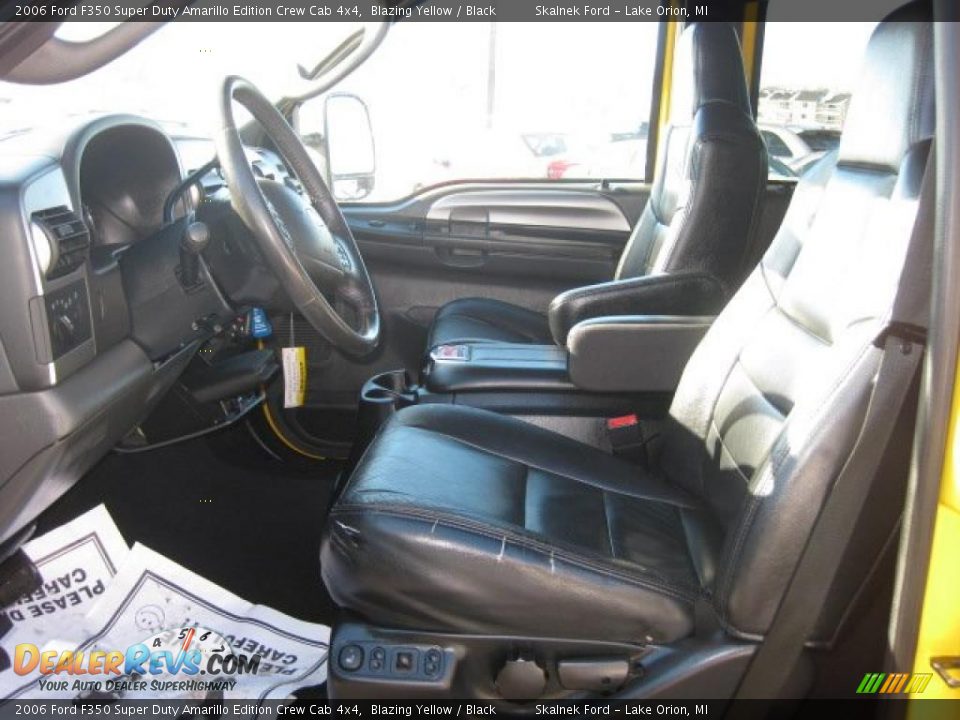 Black Interior - 2006 Ford F350 Super Duty Amarillo Edition Crew Cab 4x4 Photo #2