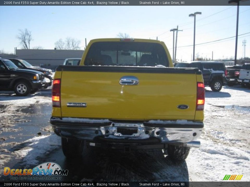 2006 Ford F350 Super Duty Amarillo Edition Crew Cab 4x4 Blazing Yellow / Black Photo #10