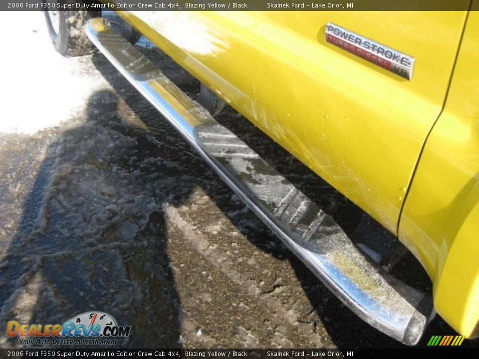 2006 Ford F350 Super Duty Amarillo Edition Crew Cab 4x4 Blazing Yellow / Black Photo #18