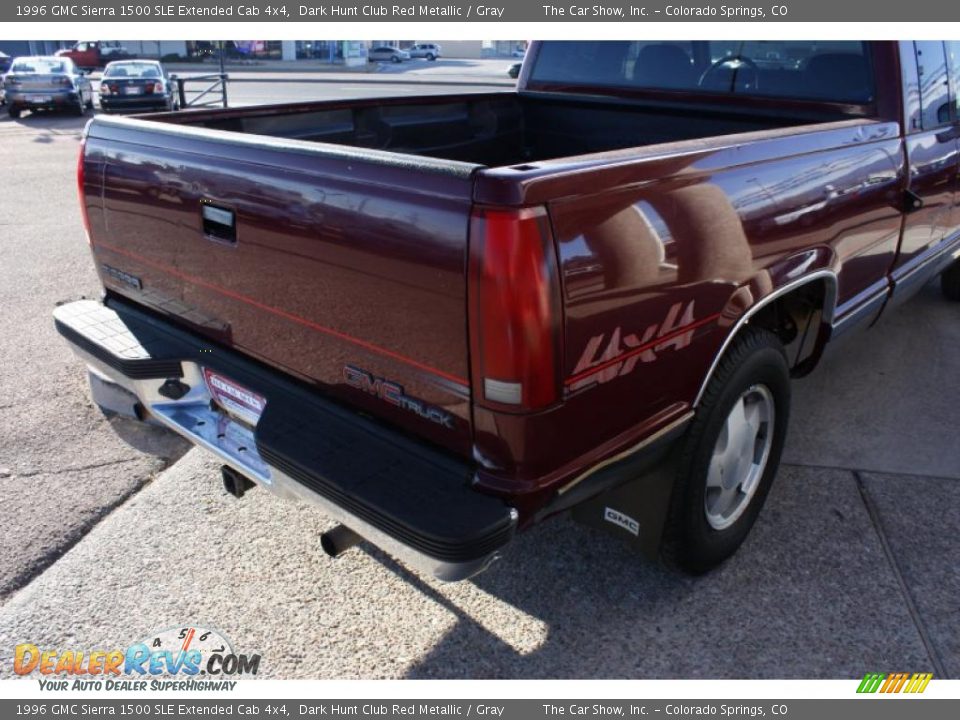 1996 GMC Sierra 1500 SLE Extended Cab 4x4 Dark Hunt Club Red Metallic / Gray Photo #15