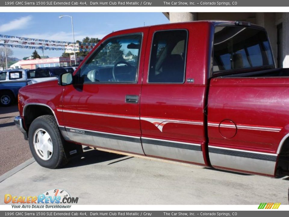 1996 GMC Sierra 1500 SLE Extended Cab 4x4 Dark Hunt Club Red Metallic / Gray Photo #17