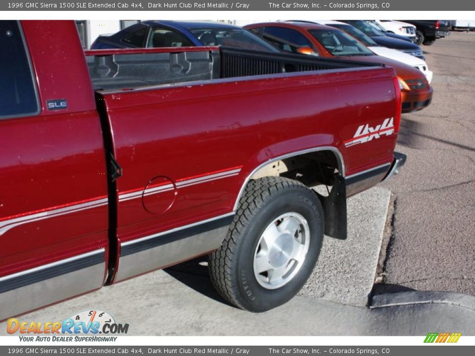 1996 GMC Sierra 1500 SLE Extended Cab 4x4 Dark Hunt Club Red Metallic / Gray Photo #19