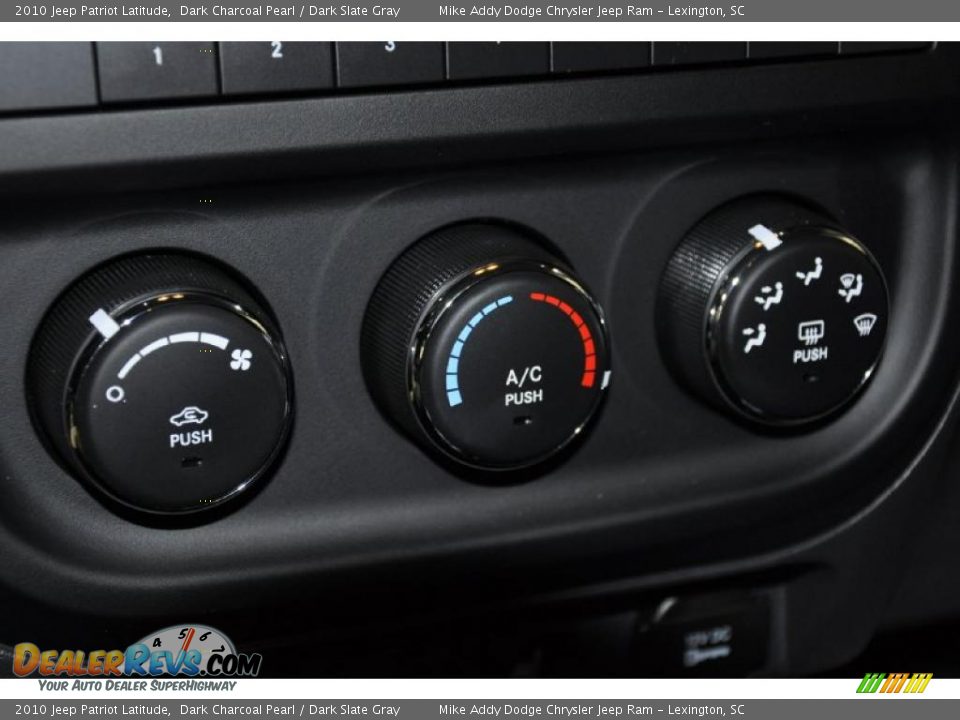 2010 Jeep Patriot Latitude Dark Charcoal Pearl / Dark Slate Gray Photo #12
